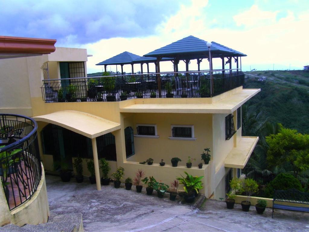 Royal Taal Inn Tagaytay City Ngoại thất bức ảnh