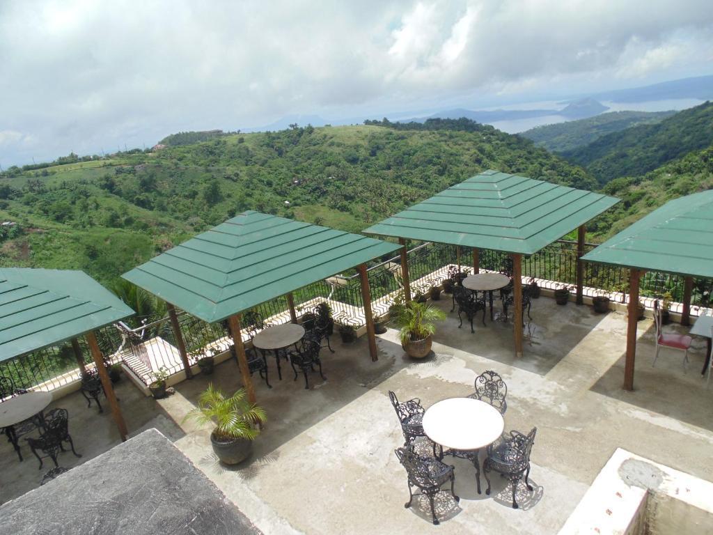 Royal Taal Inn Tagaytay City Ngoại thất bức ảnh