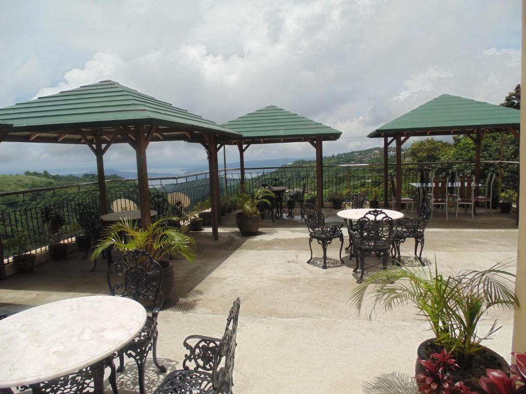 Royal Taal Inn Tagaytay City Ngoại thất bức ảnh