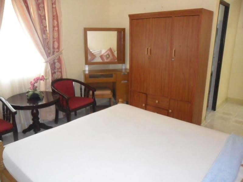 Royal Taal Inn Tagaytay City Ngoại thất bức ảnh